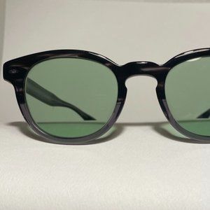 OLIVER PEOPLES Sunglasses